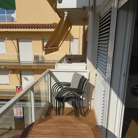 Luxury Accommodation, Next To & Train Station * Calella