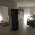 アパート Luxury Accommodation, Next To & Train Station *