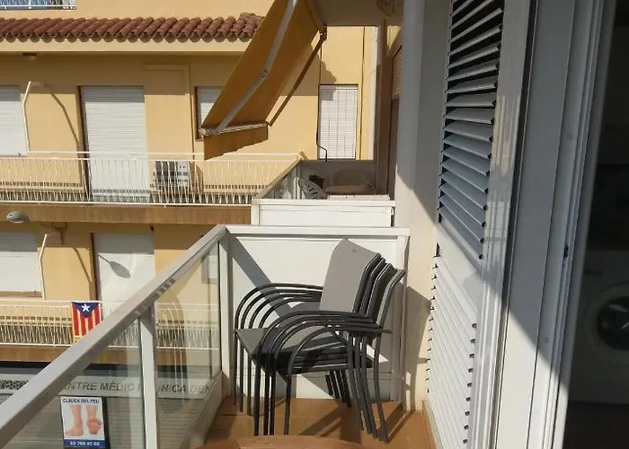 Luxury Accommodation, Next To & Train Station * Calella